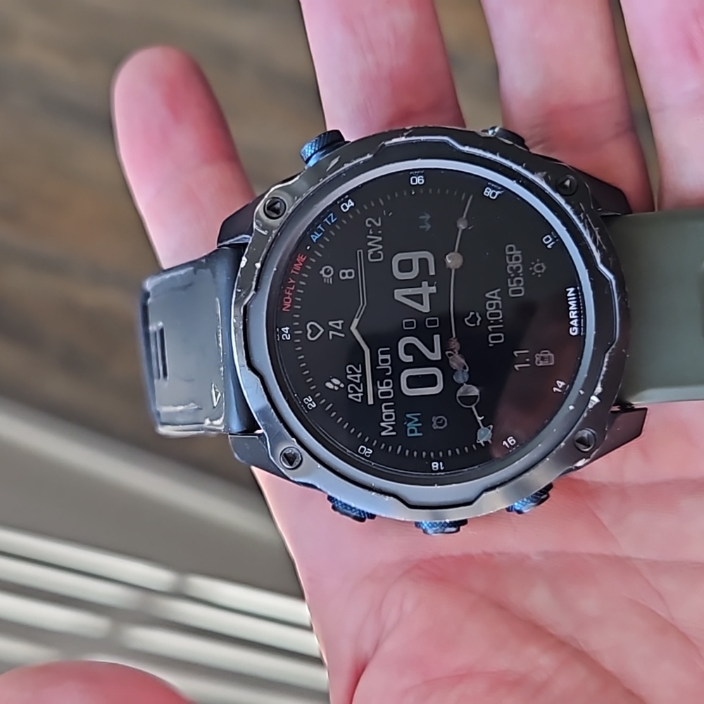 Like new Garmin MK2i 51mm